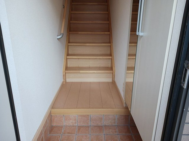 ピアッツア－レ　Ⅰの玄関