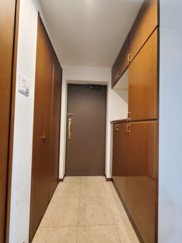 ダイアパレス草加　ヴィラ・リゾートの玄関|きれいな玄関です