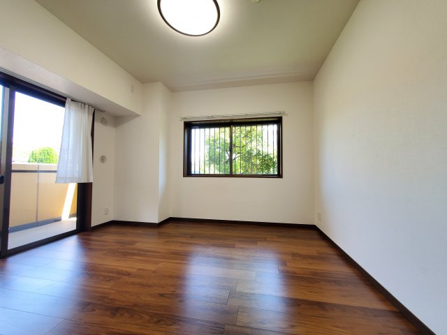 ダイアパレス草加　ヴィラ・リゾートの洋室