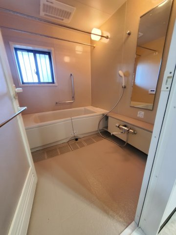 ダイアパレス草加　ヴィラ・リゾートの浴室|日々の疲れを癒すお風呂です