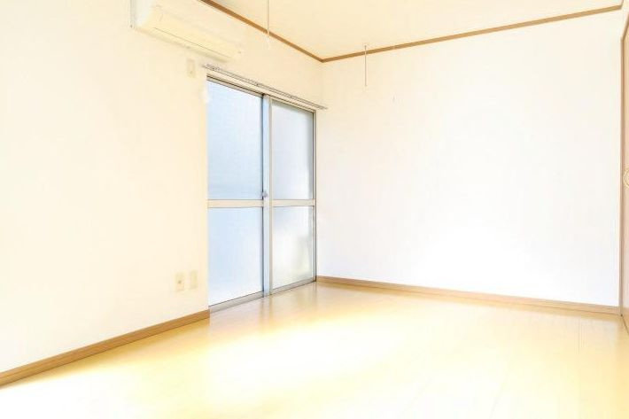 KTビルの居間・リビング