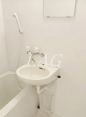 【洗面所】 | シャルム成増 | 洗面台です。