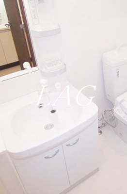 【洗面所】 | セジョリ上野 | 洗面台です。