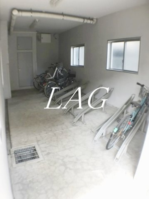 【その他共用部分】 | 礎 | 駐輪場です。