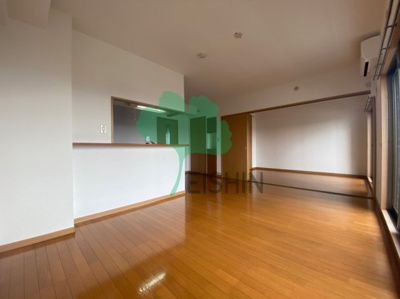 【居間・リビング】 | カーサ博多の森2 | アレンジ自由自在の広々空間です！