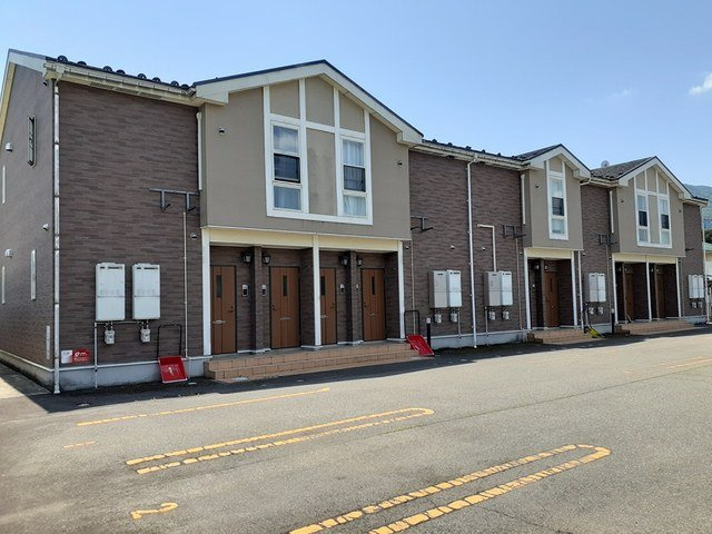 ルミエ－ル神明の外観