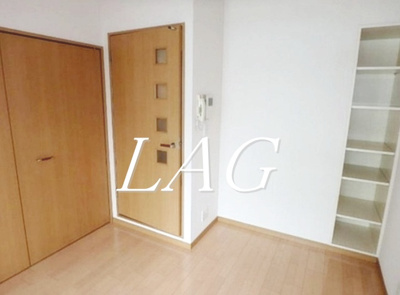 【居間・リビング】 | アイフェリーク八丁堀 | 洋室のお部屋です。