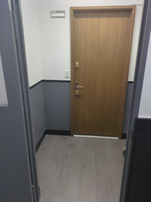 【玄関】 | 友野本社ビル