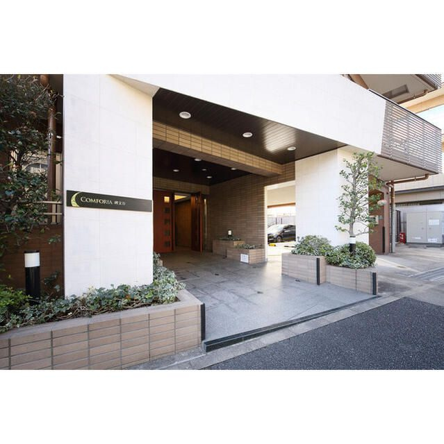 コンフォリア碑文谷のエントランス