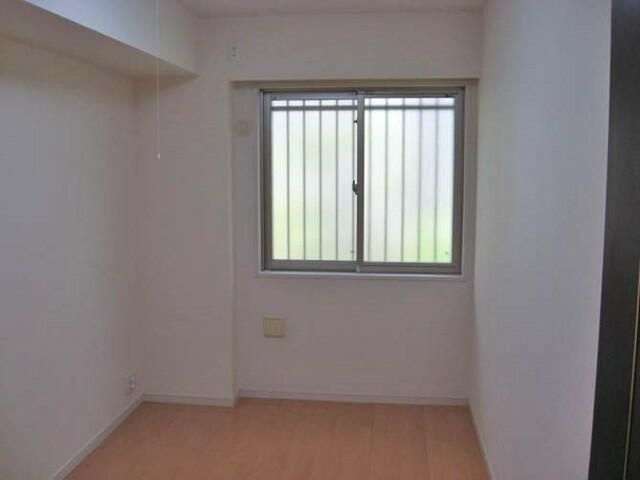 コンフォリア碑文谷の洋室