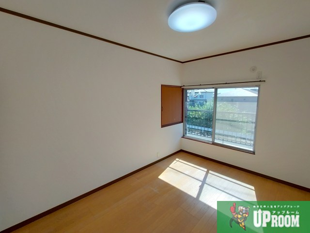 楠３丁目貸家の洋室