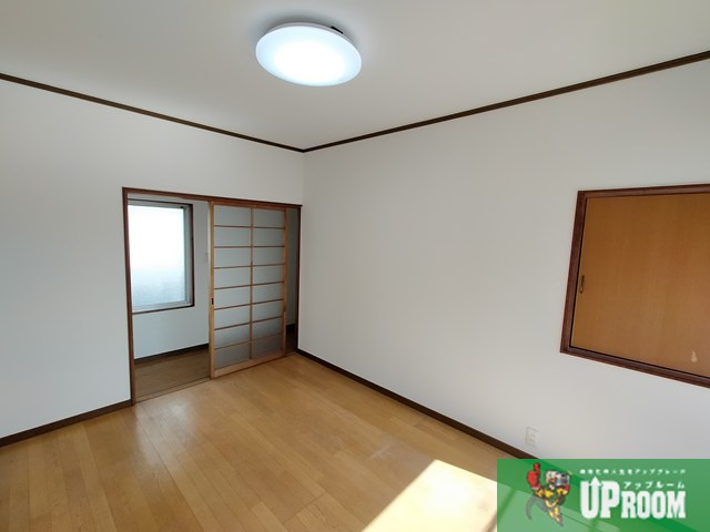 楠３丁目貸家の洋室