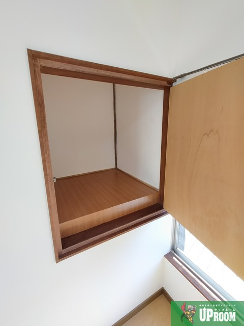 楠３丁目貸家の収納