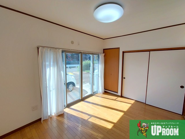 楠３丁目貸家の居間・リビング