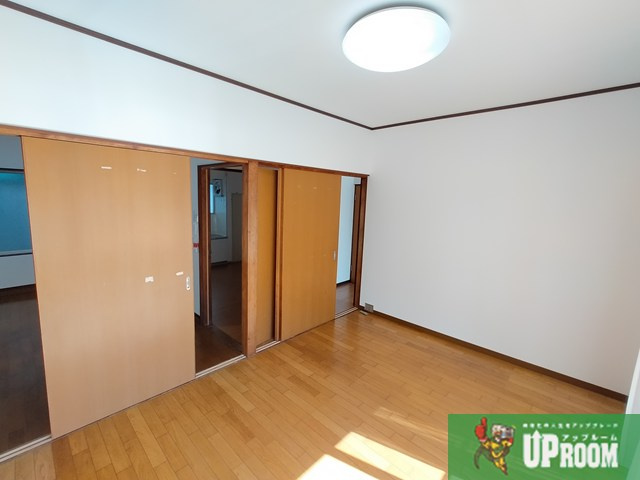 楠３丁目貸家の居間・リビング