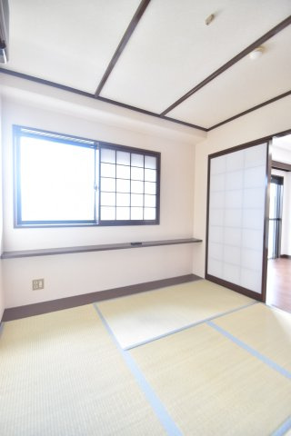 大阪市都島区中野町２丁目の賃貸マンションの寝室