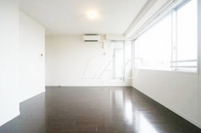 【居間・リビング】 | フィオレンテ小金井 | 洋室のお部屋です。