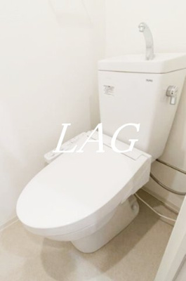 【トイレ】 | アヴァンカーサ三鷹 | トイレです。