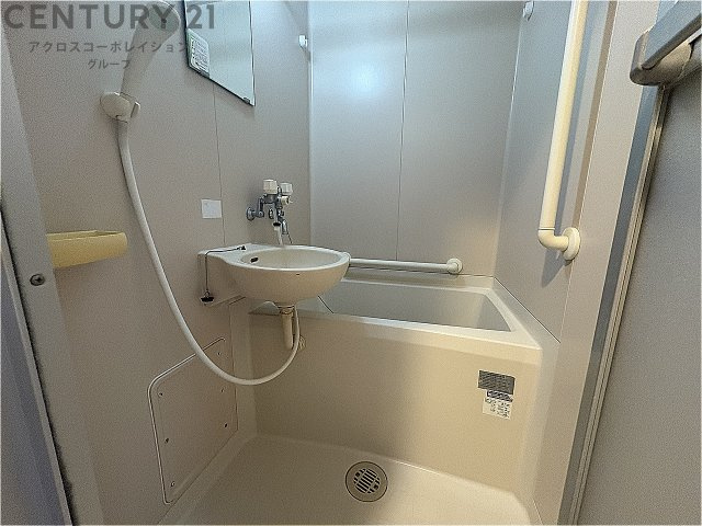 洗面台付きの浴室です！