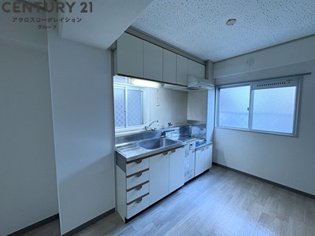 クレセント夙川のキッチン