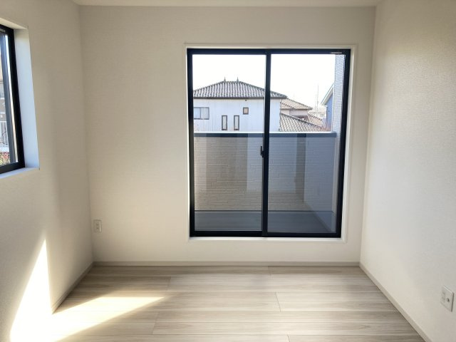 アーバンスタイル渋川市石原１期　2号棟の洋室|２階洋室2です