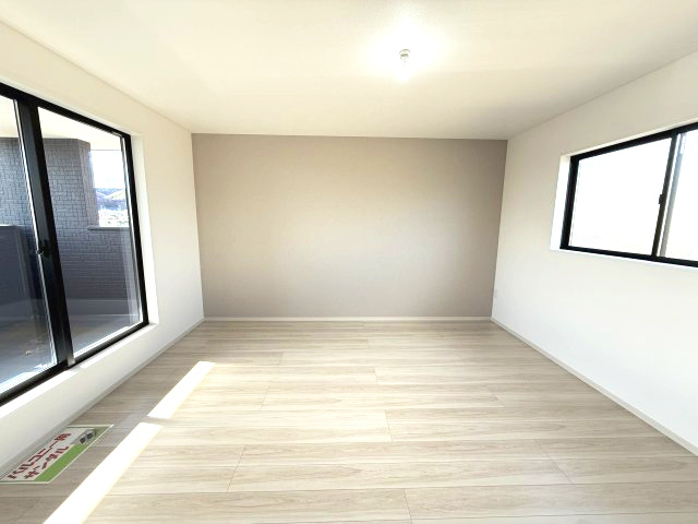 アーバンスタイル渋川市石原１期　2号棟の洋室|２階洋室1です