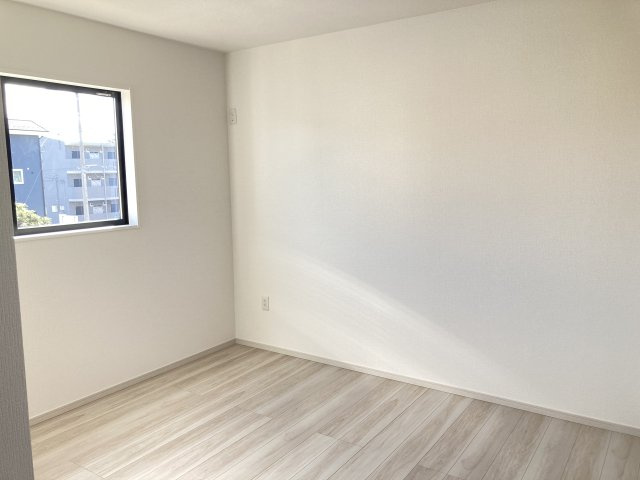 アーバンスタイル渋川市石原１期　2号棟の洋室|２階洋室３です
