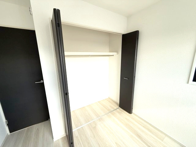 アーバンスタイル渋川市石原１期　2号棟の収納|２階洋室３収納です