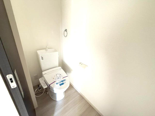 アーバンスタイル渋川市石原１期　2号棟のトイレ|１階トイレです♪