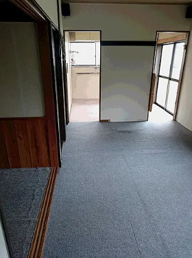 守山市播磨田町の住宅付店舗戸建の内装
