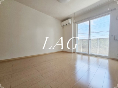 【居間・リビング】 | Ｆ・Ｐクレストクワットロ | 洋室のお部屋です。（同仕様です。）