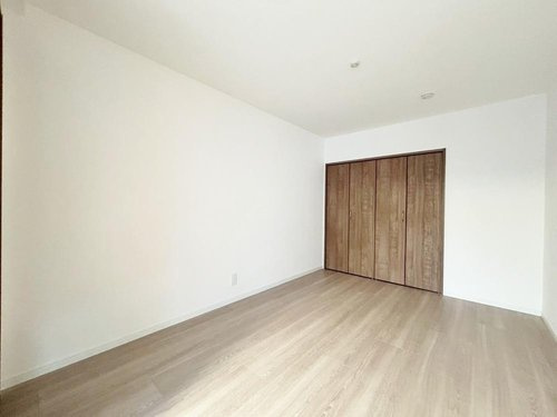 ルラール駒込の洋室