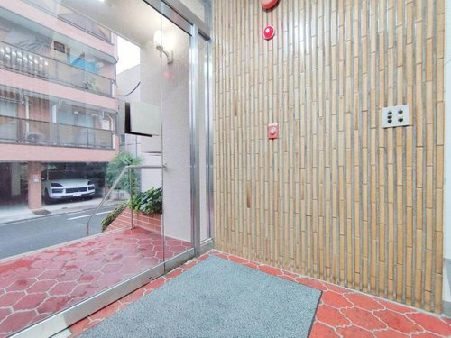 ルラール駒込のエントランス