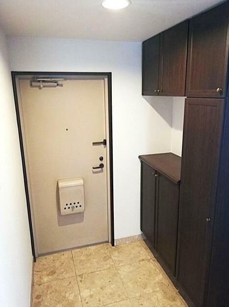 ライオンズシティ川口の玄関|別号室参考写真です。