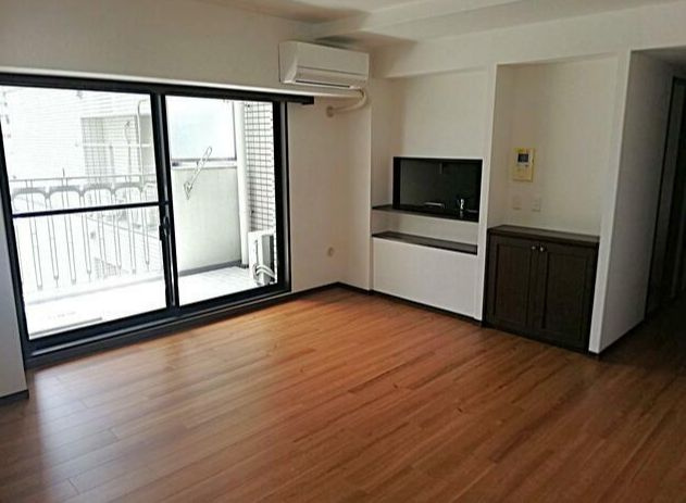 ライオンズシティ川口の居間・リビング|別号室参考写真です。