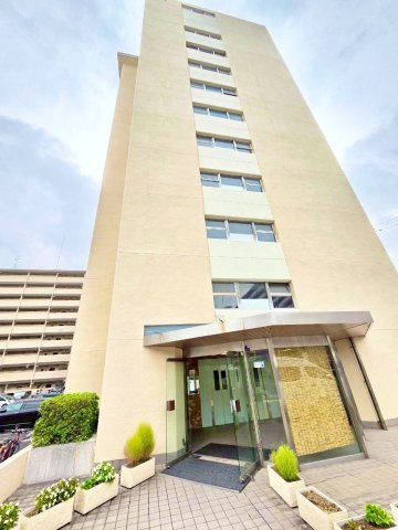 高殿コーポ　1階のエントランス