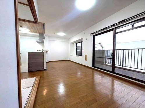 モンセーヌ守口　10階の居間・リビング