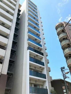 【外観】 | Brillia東中野StationFront | 鉄筋コンクリート造のがっちりとした建物。