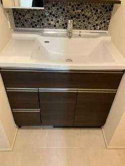 【独立洗面台】 | Brillia東中野StationFront | 嬉しい独立洗面台付き。