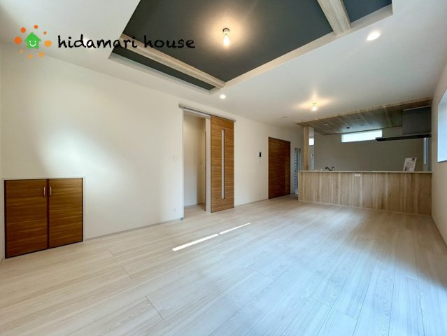 桶川市坂田10期　新築戸建　ブルーミング01の玄関