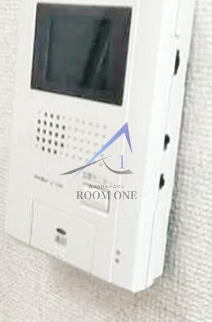 インベストプラスのセキュリティ|モニター付インターホンです。