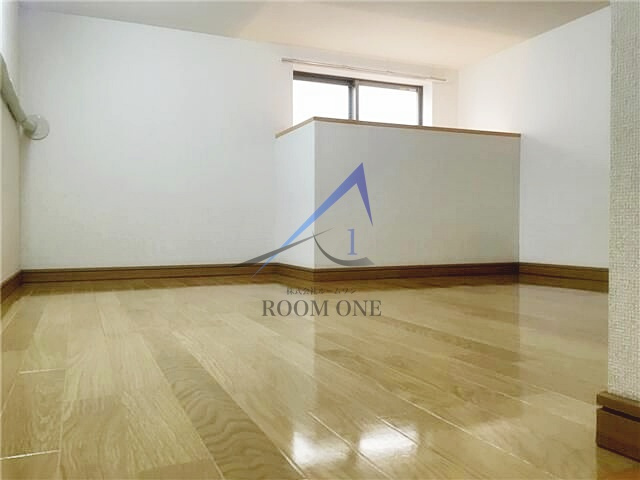 インベストプラスの居間・リビング|洋室のお部屋です。