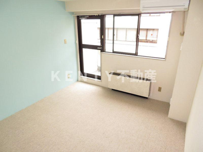 【居間・リビング】 | シルバープラザ五反田 | 居間です