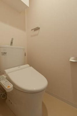 【トイレ】 | LaBrevita | シンプルで使いやすいトイレです