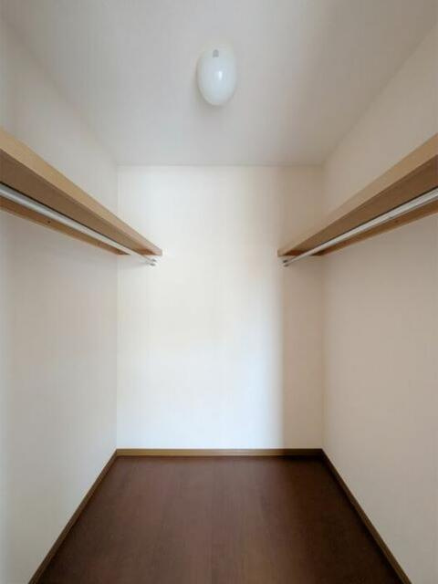 アネックス弐番館の収納