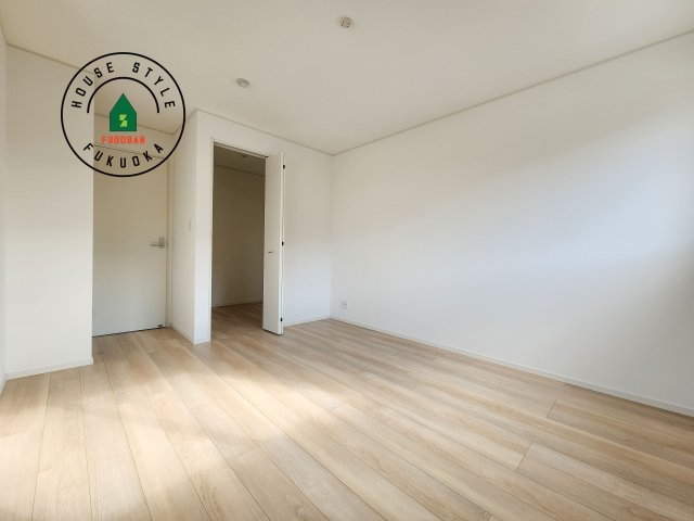 小郡市小郡第22-2棟（1号棟）の内観：施工例|主寝室です。