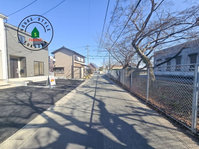 小郡市小郡第22-2棟（1号棟）の前面道路含む現地写真|前面道路です。
