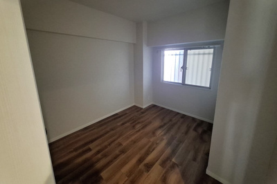 【洋室】 | エーデルハイム関目 | サービスルーム（約4.5帖）