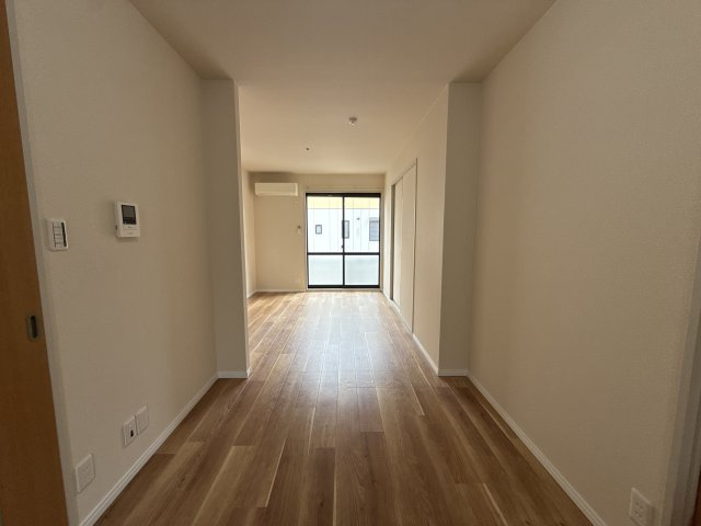 フォーレス佐土　B棟の居間・リビング