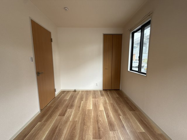 フォーレス佐土　B棟の寝室